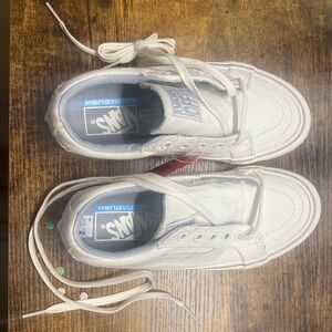 White vans women size 6